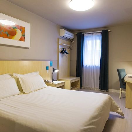Jinjiang Inn Guangzhou Sanyuanli Avenue Heyi Street Экстерьер фото